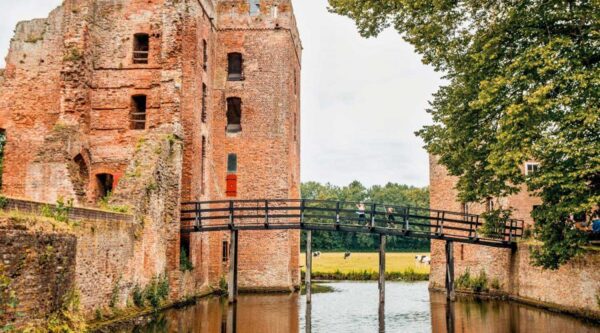 Tweede afbeelding op de pagina Kunstenaars in Velsen